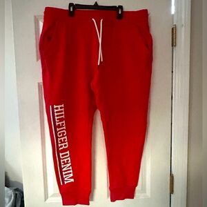 Men’s Red Tommy Hilfiger sweat pants. Never worn, but no tags.